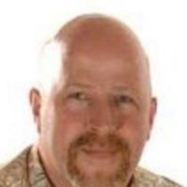 Daniel Fruik Mani Image